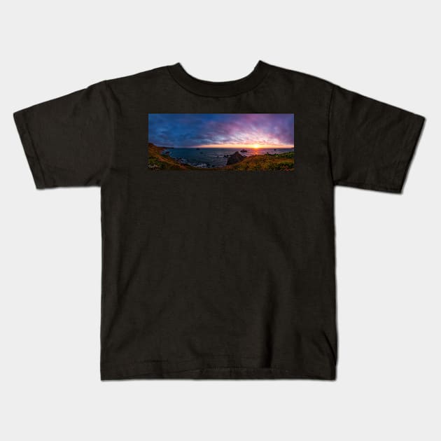 Sunset Over the Pacific Kids T-Shirt by JeffreySchwartz